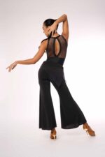 sorte bukser med vidde